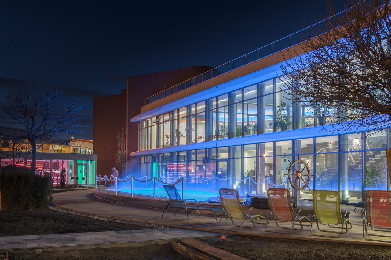 Blue Diamond Hotel Active Spa Trzebownisko Eksteriør bilde